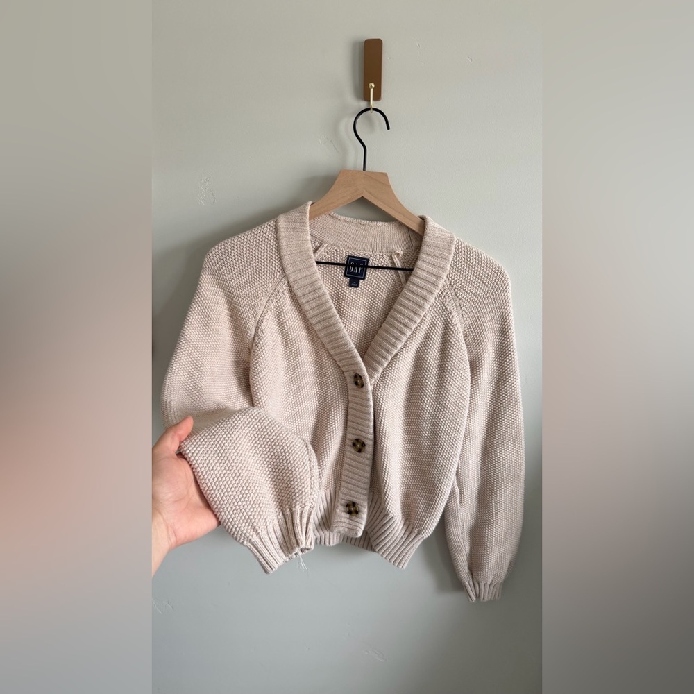 Gap Textured Button Up Cardigan - Picture 2 of 2